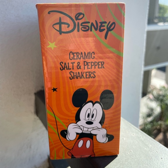 Disney Mickey And Minnie Ghost Salt And Pepper - Picture 4 of 5